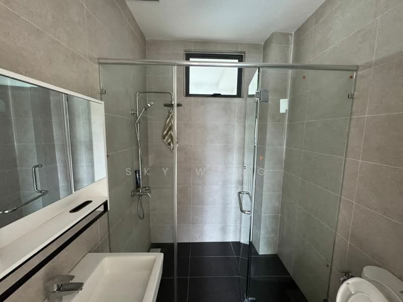 Rumah Teres 2.5 Tingkat untuk Disewa di Taman Nusaputra Timur (Puchong) - Sky Wong - Bathroom - PropertyGuru.com.my