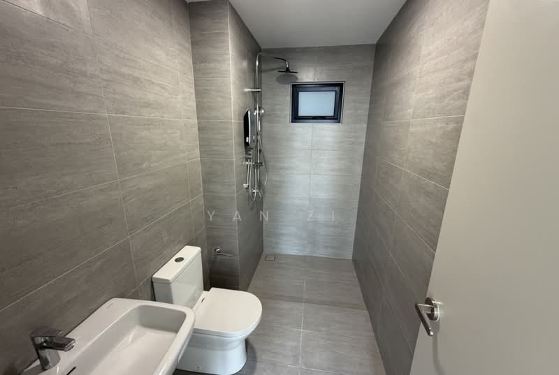 Servis Apartment untuk Disewa di Residensi Ava @ Kiara Bay - Yan Zi - Bathroom - PropertyGuru.com.my