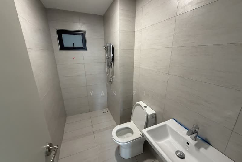 Servis Apartment untuk Disewa di Residensi Ava @ Kiara Bay - Yan Zi - Bathroom - PropertyGuru.com.my