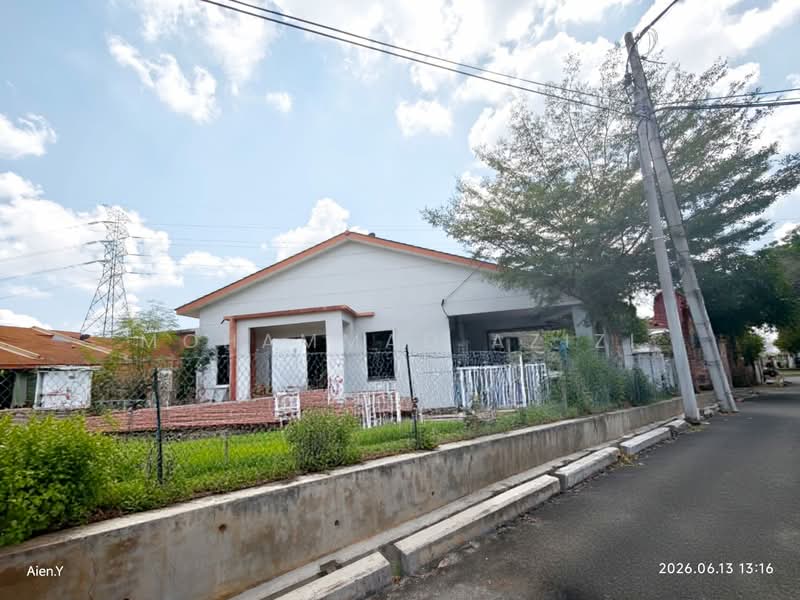 Terraced House for Sale in Kampung Padang Jaya (Kuantan) - Mohammad Azizi - PropertyGuru.com.my
