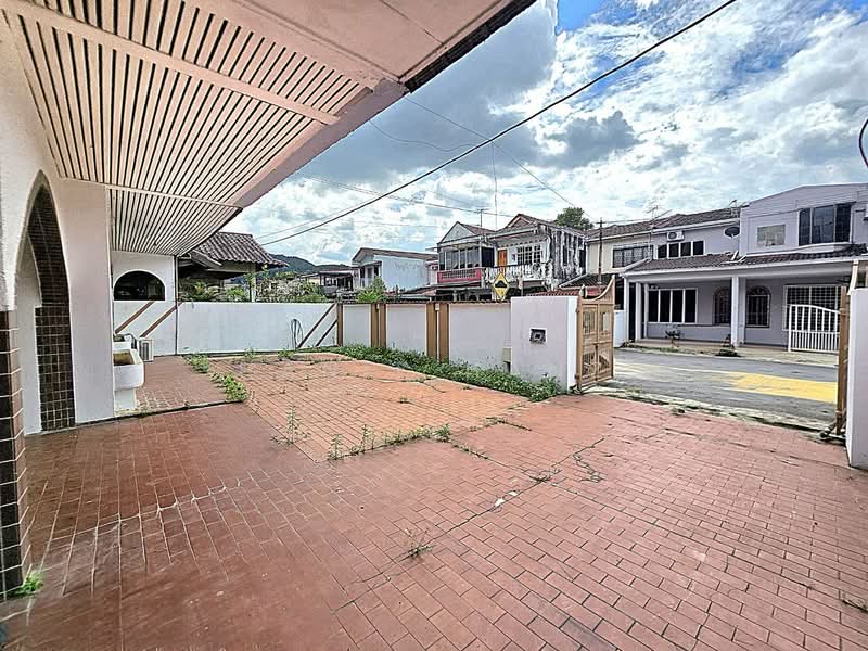Rumah Berkembar untuk Dijual di Ulu Kelang (Kuala Lumpur) - Hanif Hanz - Exterior - PropertyGuru.com.my