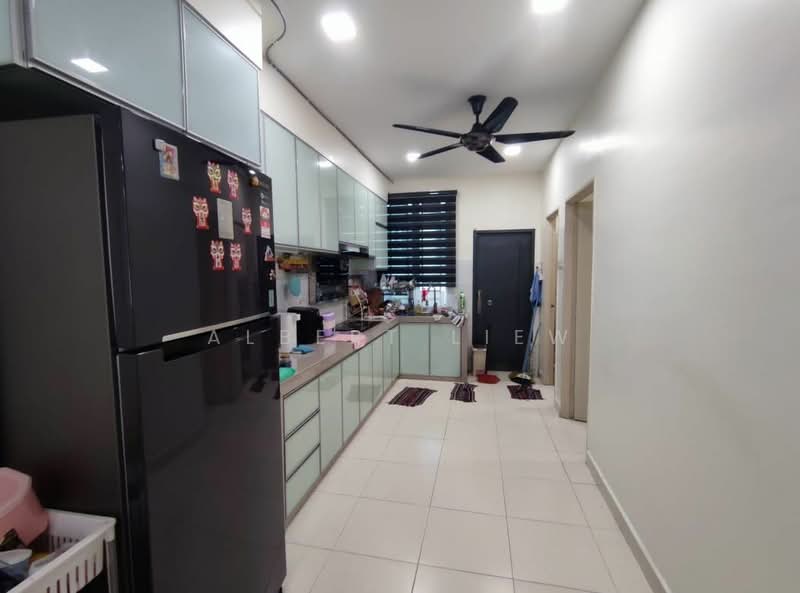 2.5-storey Terraced House for Sale in Senai (Johor) - Albert Liew - Kitchen - PropertyGuru.com.my
