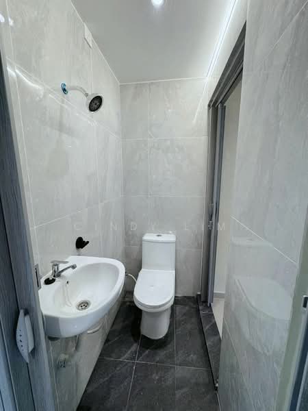 Rumah Teres 2 Tingkat untuk Dijual di Taman Megah Ria (Masai) - Cindy Lim - Bathroom - PropertyGuru.com.my
