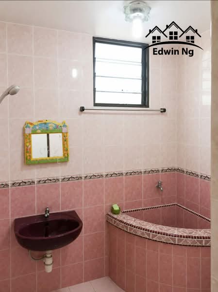Rumah Teres 1 Tingkat untuk Dijual di Bayan Baru (Penang) - Edwin Ng - Bathroom - PropertyGuru.com.my