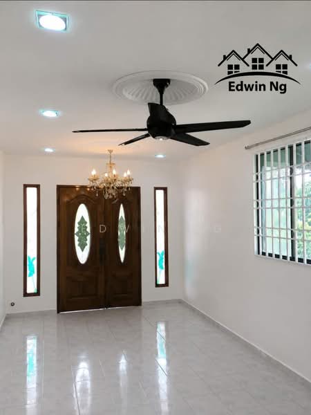 Rumah Teres 1 Tingkat untuk Dijual di Bayan Baru (Penang) - Edwin Ng - Entrance - PropertyGuru.com.my