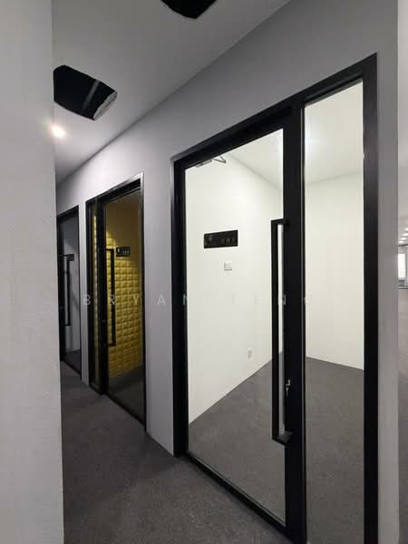 Shop / Office for Rent in George Town (Penang) - Bryan Teng - Corridor - PropertyGuru.com.my