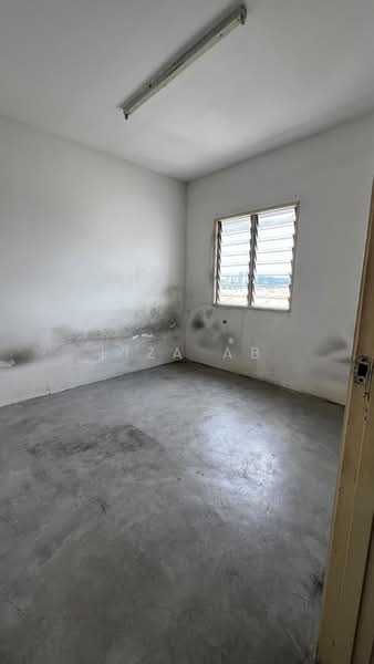 Apartment for Rent at Pangsapuri Sentosa - Liza AB - Interior - PropertyGuru.com.my