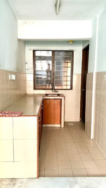 Rumah Flat untuk Dijual di Flat PKNS Section 7 - Wan Nurani - PropertyGuru.com.my