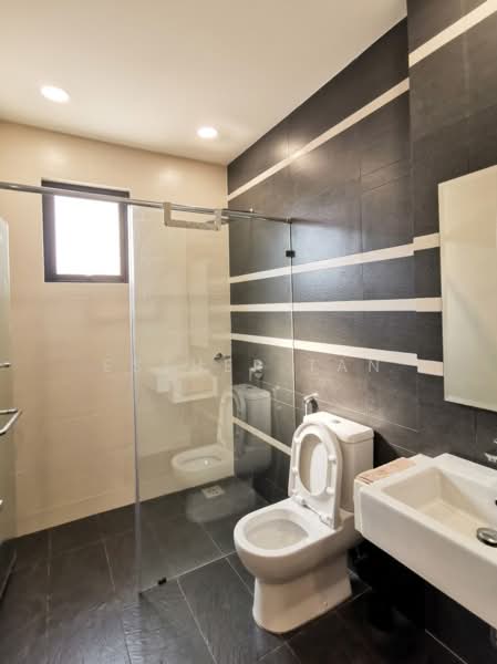 Semi-Detached House for Rent in 16 Sierra (Puchong) - Esther Tan - Bathroom - PropertyGuru.com.my
