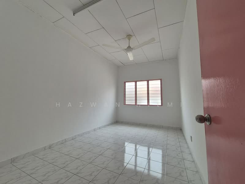 Rumah Teres 2 Tingkat untuk Dijual di Taman Bukit Mewah (Kajang) - Hazwan Hilmi - Interior - PropertyGuru.com.my