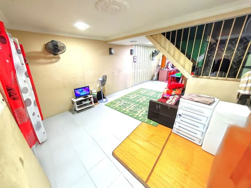 Rumah Teres 2 Tingkat untuk Dijual di Taman Koperasi Cuepacs (Cheras) - Azli Ibrahim - Living Room - PropertyGuru.com.my