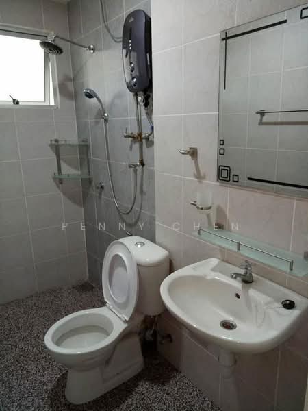 Apartment for Sale at Seri Tecoma - PENNY CHEN - Bathroom - PropertyGuru.com.my