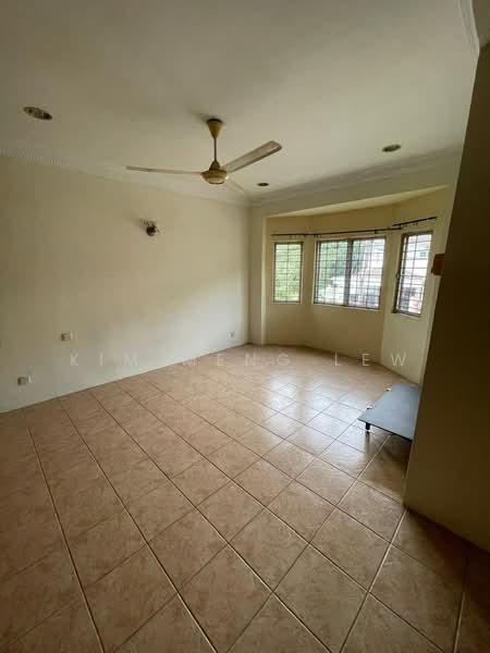 Rumah Teres 2 Tingkat untuk Dijual di Taman Wangsa Permai (Kepong) - Kim Meng Lew - Living Room - PropertyGuru.com.my