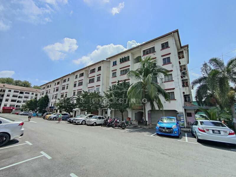 Apartment for Sale at Subang Perdana Goodyear Court 10 - Kelly Chong - Exterior - PropertyGuru.com.my