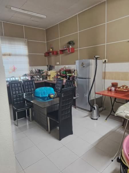 Rumah Teres 1 Tingkat untuk Dijual di Taman Bestari Indah (Ulu Tiram) - Celine Chai - Kitchen - PropertyGuru.com.my
