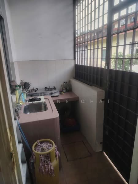 Rumah Teres 1 Tingkat untuk Dijual di Taman Bestari Indah (Ulu Tiram) - Celine Chai - Kitchen - PropertyGuru.com.my