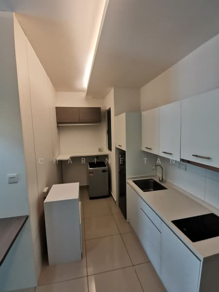 Service Residence for Rent at Cybersquare - Charine Tan - Kitchen - PropertyGuru.com.my