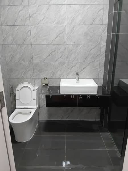Rumah Kluster untuk Dijual di Eco Ardence (Setia Alam) - Veni Foo Yoke Fuang - Bathroom - PropertyGuru.com.my