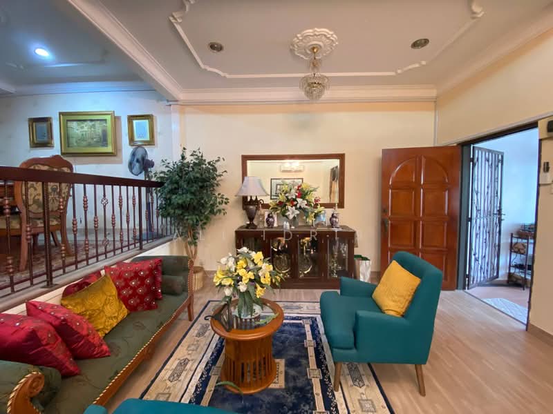 2-storey Terraced House for Sale in Bandar Baru Bangi (Selangor) - Ali Idris - Living Room - PropertyGuru.com.my