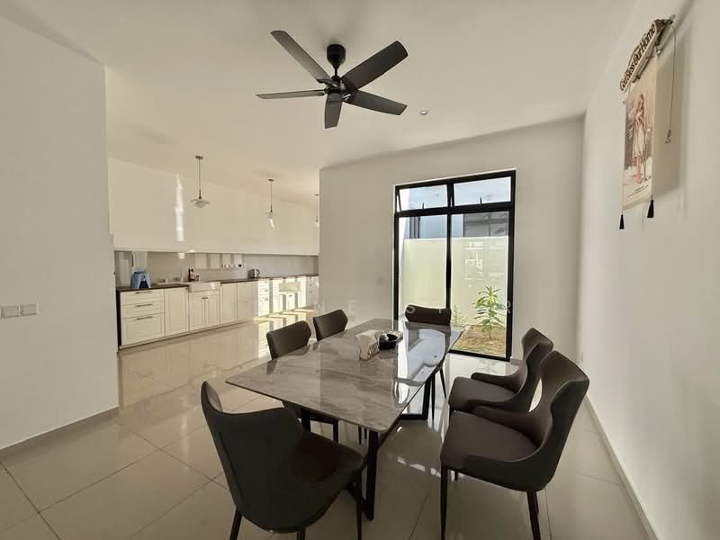 Cluster House for Rent in Eco Botanic 2 (Iskandar Puteri (Nusajaya)) - Karine Sior - Dining Room - PropertyGuru.com.my