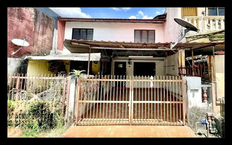 Rumah Teres 2 Tingkat untuk Dijual di Taman Koperasi Cuepacs (Cheras) - Azli Ibrahim - Exterior - PropertyGuru.com.my