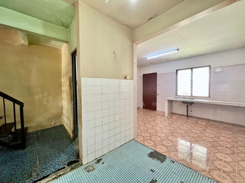 Rumah Teres 2 Tingkat untuk Dijual di Taman Koperasi Cuepacs (Cheras) - Azli Ibrahim - Kitchen - PropertyGuru.com.my