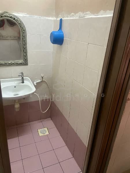 Pangsapuri untuk Dijual di Sri Dahlia - Kelly Chong - Bathroom - PropertyGuru.com.my