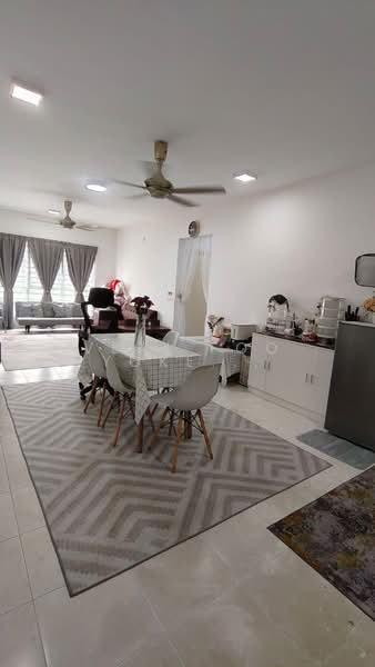 Apartment for Sale at Pangsapuri Seri Mutiara - Veni Foo Yoke Fuang - Living Room - PropertyGuru.com.my