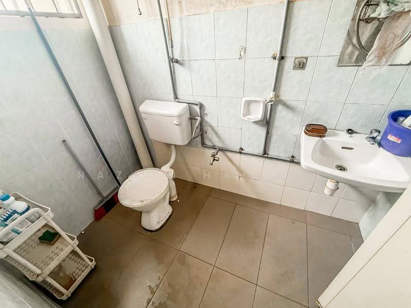 2-storey Terraced House for Sale in Puncak Alam (Selangor) - Nazrin Hakimin - Bathroom - PropertyGuru.com.my