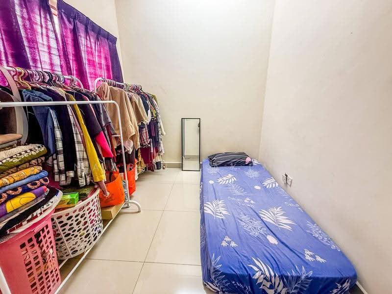 2-storey Terraced House for Sale in Puncak Alam (Selangor) - Nazrin Hakimin - Bedroom - PropertyGuru.com.my