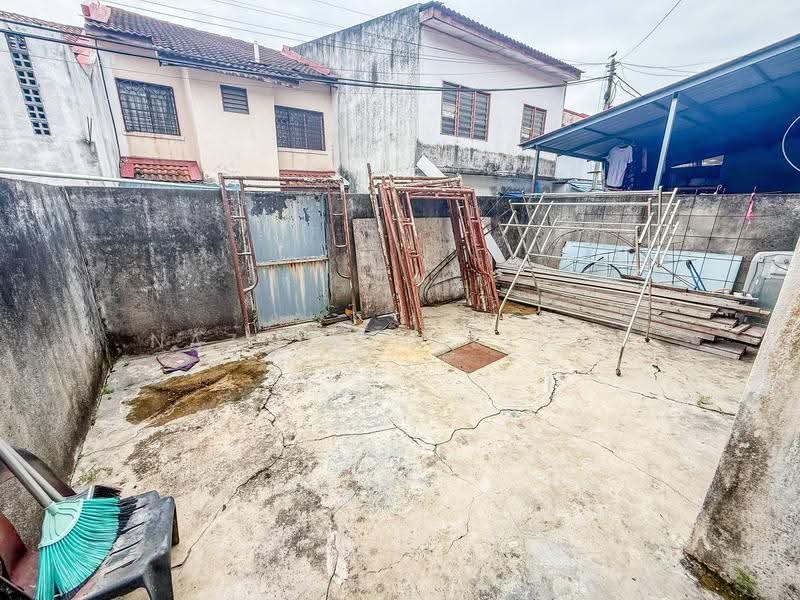 2-storey Terraced House for Sale in Puncak Alam (Selangor) - Nazrin Hakimin - Exterior - PropertyGuru.com.my