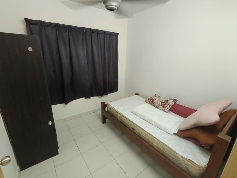 Condominium for Rent at Putra Villa - Jeff Ooi - Bedroom - PropertyGuru.com.my