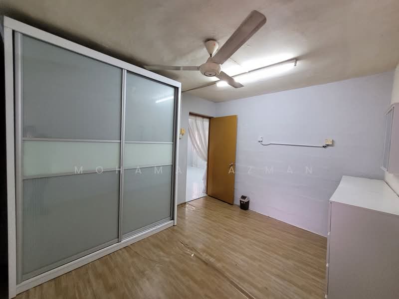 Rumah Flat untuk Disewa di Kondo Rakyat - Mohamad Azman - Bedroom - PropertyGuru.com.my