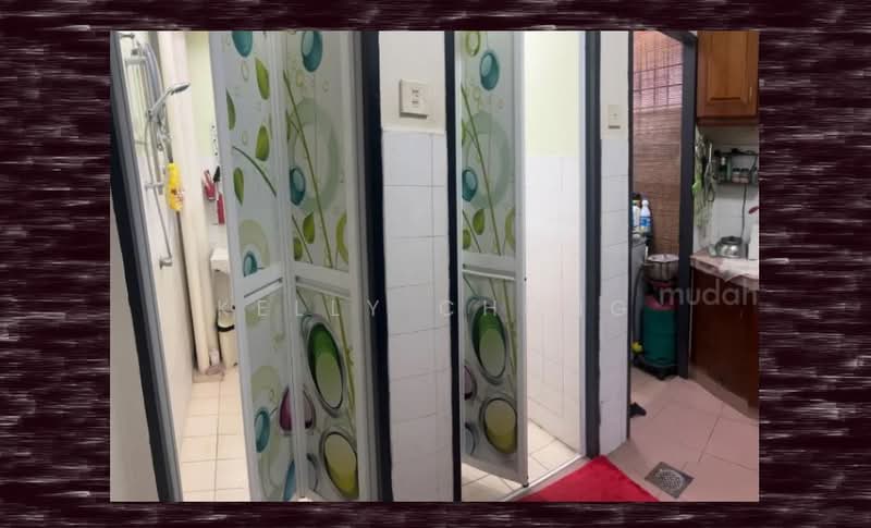 Pangsapuri untuk Dijual di Pangsapuri Sri Tanjung - Kelly Chong - Bathroom - PropertyGuru.com.my