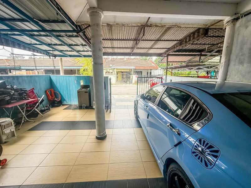 Rumah Teres 2-Tingkat untuk Dijual di Kapar (Selangor) - Nazrin Hakimin - Car Park - PropertyGuru.com.my
