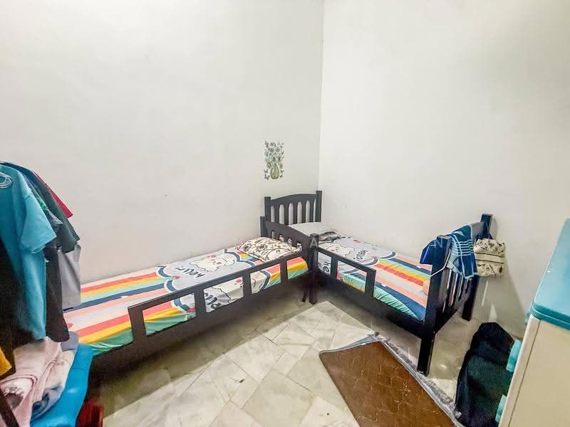 Rumah Teres 2-Tingkat untuk Dijual di Kapar (Selangor) - Nazrin Hakimin - PropertyGuru.com.my