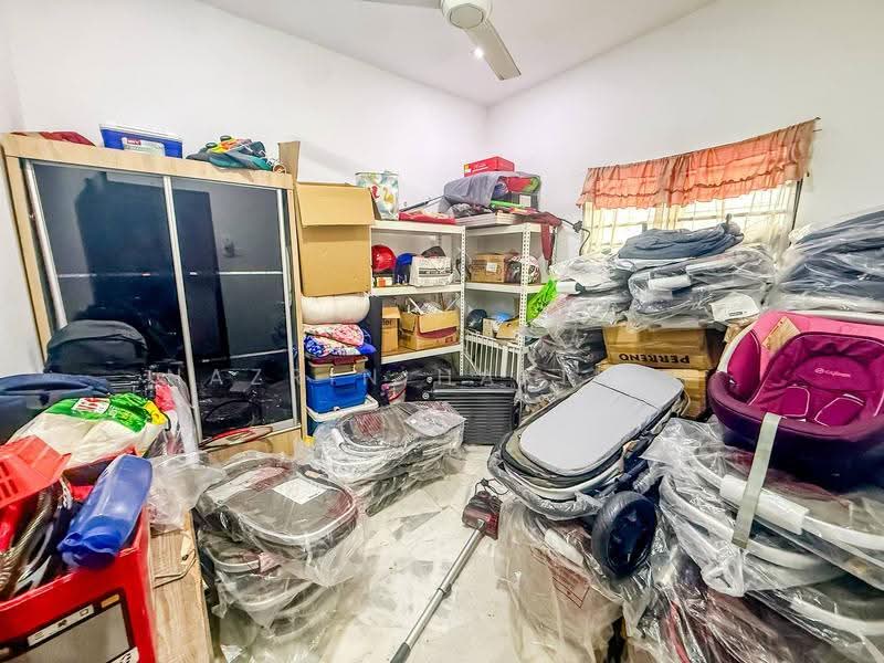 Rumah Teres 2-Tingkat untuk Dijual di Kapar (Selangor) - Nazrin Hakimin - PropertyGuru.com.my