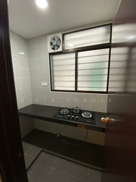 Kondominium untuk Dijual di Residensi Zamrud - DILLA YUSOFF - Kitchen - PropertyGuru.com.my