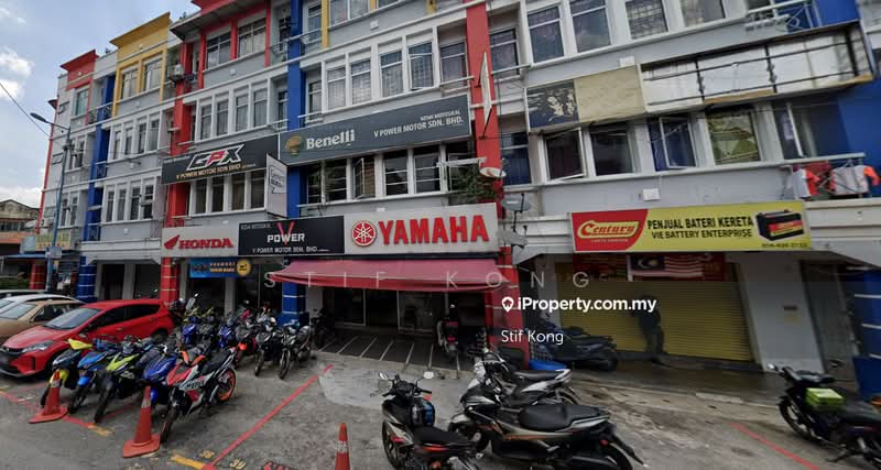 Shop for Sale in Batu Caves (Selangor) - Stif Kong - Exterior - PropertyGuru.com.my