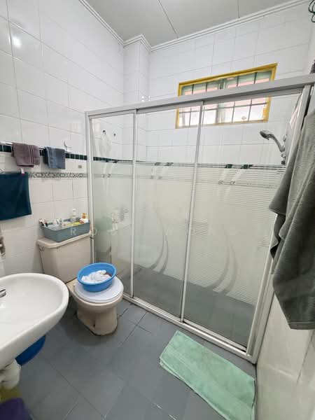 Rumah Teres 2 Tingkat untuk Dijual di Shah Alam (Selangor) - Rose Wong - Bathroom - PropertyGuru.com.my