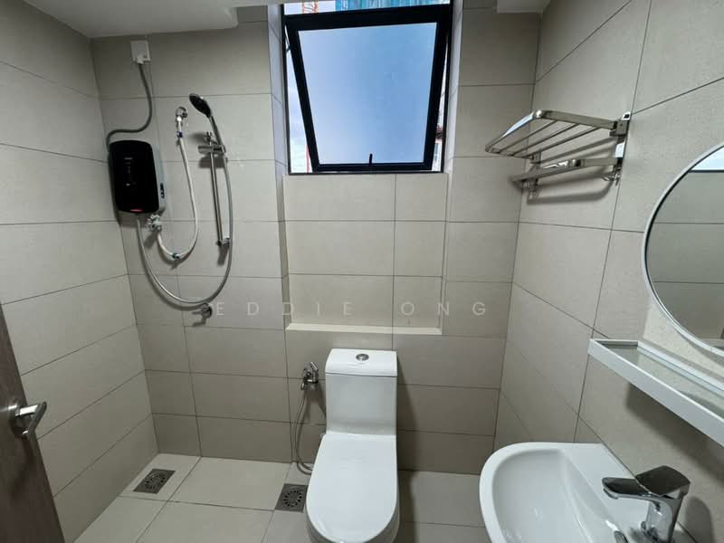 Servis Apartment untuk Disewa di Vista Tiara (MBW Bay) - Eddie Ong - Bathroom - PropertyGuru.com.my