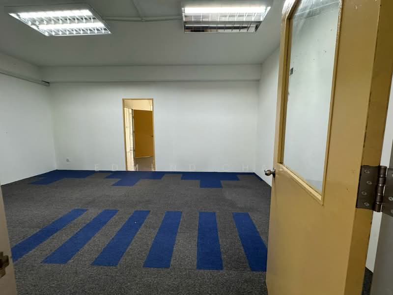 Shop / Office for Rent in Bandar Puteri Puchong (Puchong) - Edmund Chan - Interior - PropertyGuru.com.my