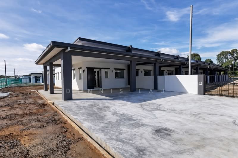 Rumah Teres 1 Tingkat untuk Dijual di Kuching (Sarawak) - Dennis Lau - Exterior - PropertyGuru.com.my