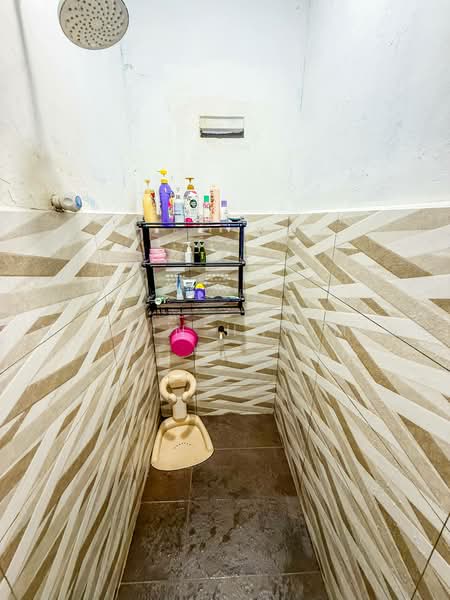 Rumah Teres 2-Tingkat untuk Dijual di Seksyen 18 (Shah Alam) - Nazrin Hakimin - Bathroom - PropertyGuru.com.my