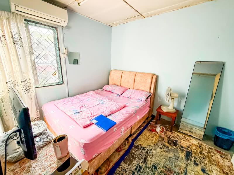 Rumah Teres 2-Tingkat untuk Dijual di Seksyen 18 (Shah Alam) - Nazrin Hakimin - Bedroom - PropertyGuru.com.my