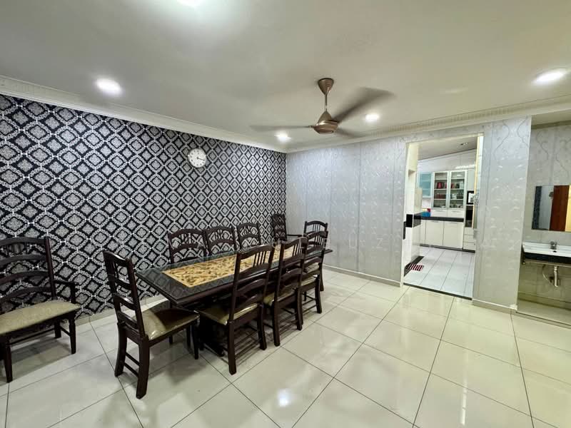 Semi-Detached House for Sale in Glenmarie Cove (Klang) - Zarema Kulbuzheva - Dining Room - PropertyGuru.com.my