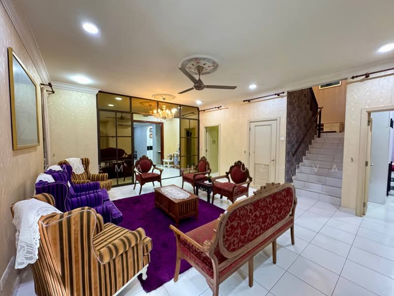 Semi-Detached House for Sale in Glenmarie Cove (Klang) - Zarema Kulbuzheva - Living Room - PropertyGuru.com.my