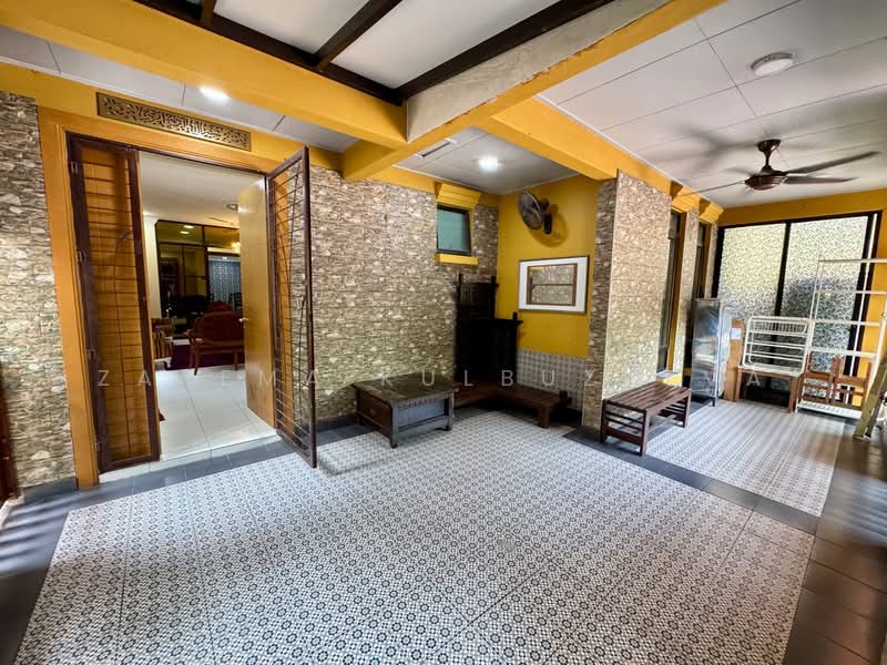 Semi-Detached House for Sale in Glenmarie Cove (Klang) - Zarema Kulbuzheva - Interior - PropertyGuru.com.my