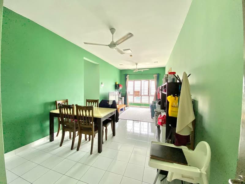 Service Residence for Sale at RESIDENSI PR1MA@KAJANG - Azli Ibrahim - Dining Room - PropertyGuru.com.my