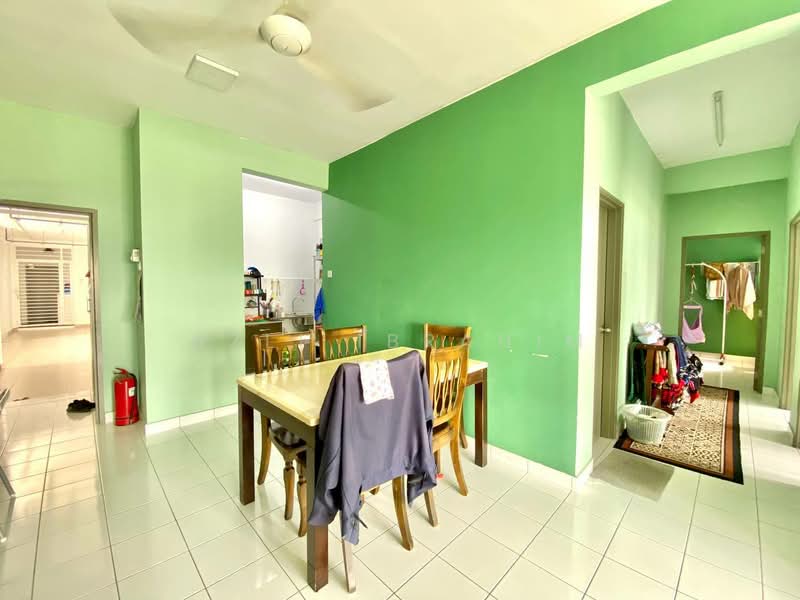 Service Residence for Sale at RESIDENSI PR1MA@KAJANG - Azli Ibrahim - Dining Room - PropertyGuru.com.my